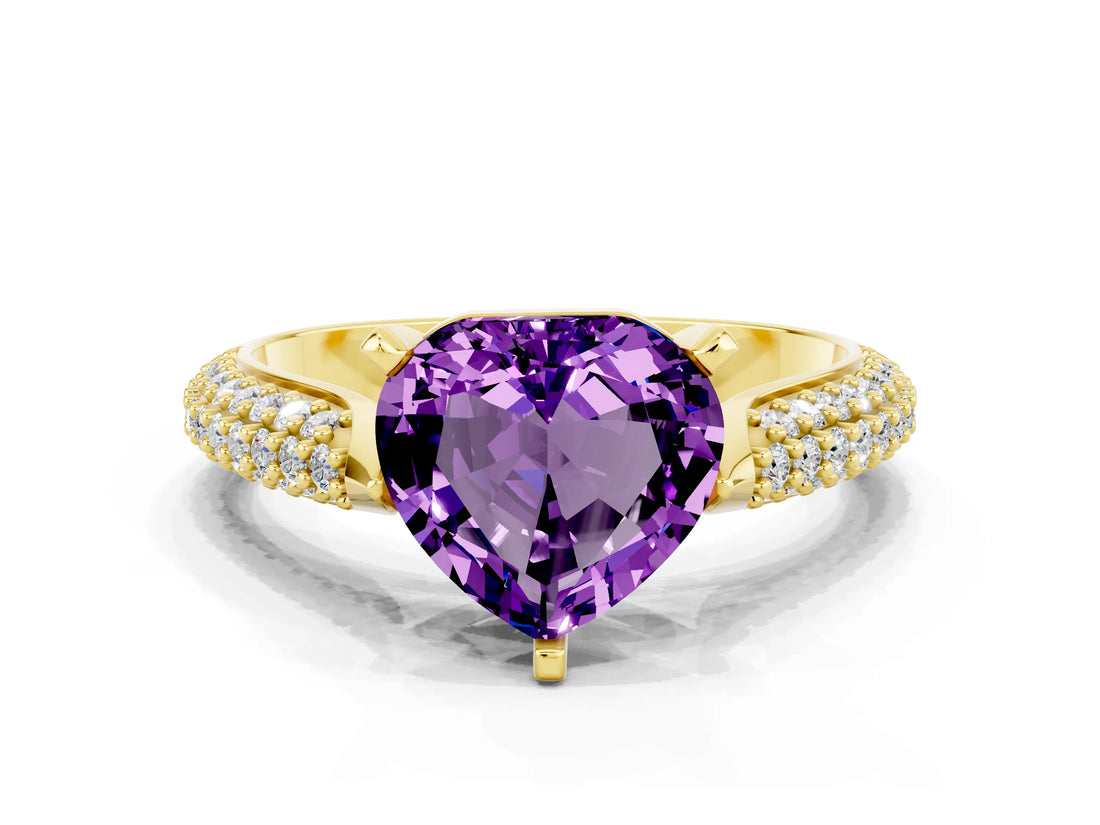 Yellow gold Heart Cut Diamond Solitaire Engagement Ring with Pavé Band and Four-Prong Setting