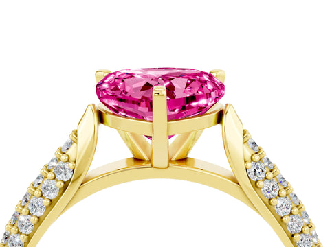 Yellow gold Heart Cut Diamond Solitaire Engagement Ring with Pavé Band and Four-Prong Setting_4
