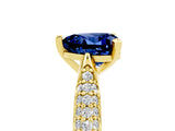 Yellow gold Heart Cut Diamond Solitaire Engagement Ring with Pavé Band and Four-Prong Setting_5