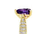 Yellow gold Heart Cut Diamond Solitaire Engagement Ring with Pavé Band and Four-Prong Setting_5