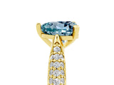 Yellow gold Heart Cut Diamond Solitaire Engagement Ring with Pavé Band and Four-Prong Setting_5