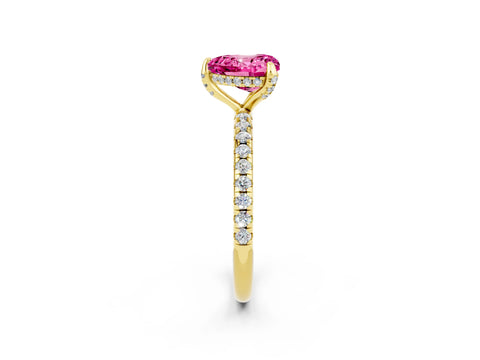 Yellow gold Heart Cut Diamond Solitaire Ring with Four-Prong Setting and Pavé Band_2
