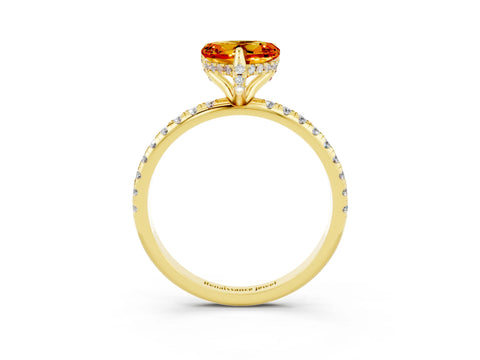 Yellow gold Heart Cut Diamond Solitaire Ring with Four-Prong Setting and Pavé Band_3