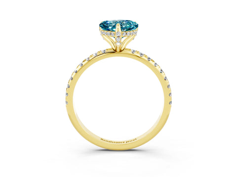 Yellow gold Heart Cut Diamond Solitaire Ring with Four-Prong Setting and Pavé Band_3