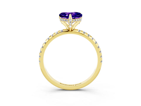 Yellow gold Heart Cut Diamond Solitaire Ring with Four-Prong Setting and Pavé Band_3