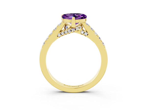 Yellow gold Heart Cut Amethyst Solitaire Ring with Crossover Gallery and Round  Pavé Band
