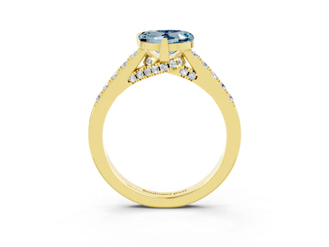 Yellow gold Heart Cut Diamond Solitaire Ring with Pavé Band and Prong Setting_3