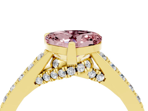 Yellow gold Heart Cut Diamond Solitaire Ring with Pavé Band and Prong Setting_4