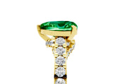 Yellow gold Heart Cut Diamond Solitaire Ring with Pavé Band and Prong Setting_5