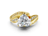 Yellow gold Heart Cut Diamond Solitaire Ring with Prong Setting and Twisted Pavé Band_3