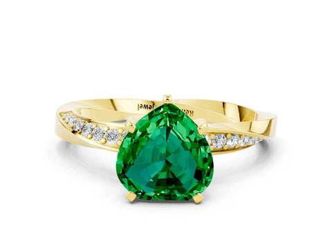 Yellow gold Heart Cut Emerald Engagement Ring with Side Stone Accents and Four-Prong Setting_36