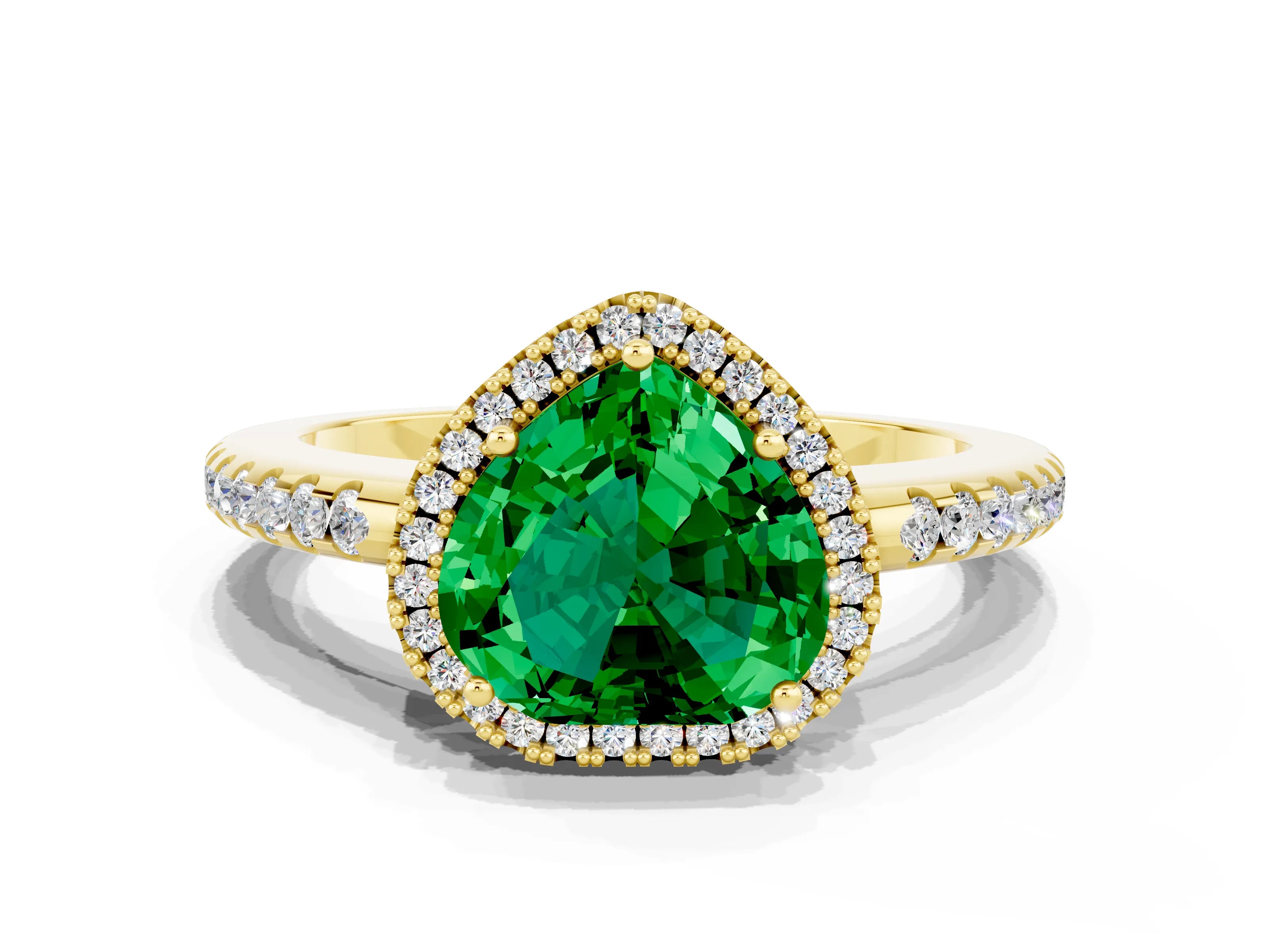 Yellow gold Heart Cut Emerald Pavé Halo Ring with Four-Prong Setting_12