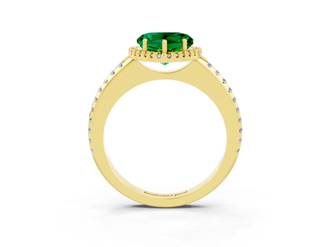 Yellow gold Heart Cut Emerald Pavé Halo Ring with Four-Prong Setting_15