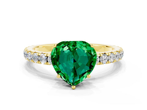 Yellow gold Heart Cut Emerald Pavé Solitaire Engagement Ring with Four-Prong Setting_12