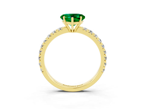 Yellow gold Heart Cut Emerald Pavé Solitaire Engagement Ring with Four-Prong Setting_15