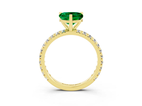 Yellow gold Heart Cut Emerald Pavé Solitaire Ring with Round Band and Prong Setting