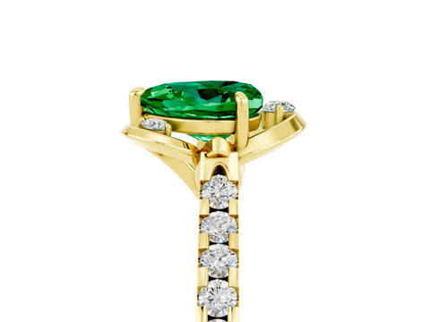 Yellow gold Heart Cut Emerald Ring with Pavé Band and Floral Prong Setting_5
