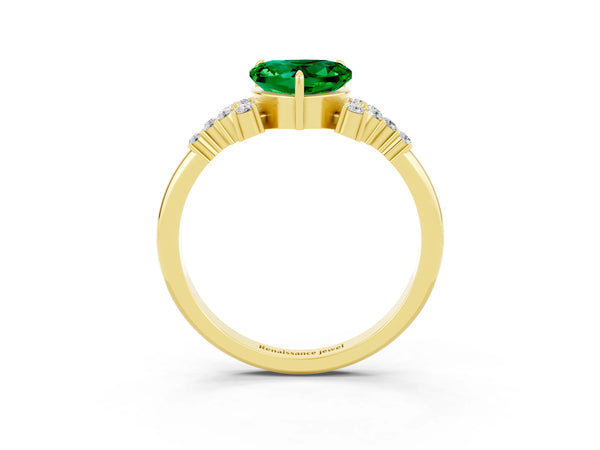 Yellow gold Heart Cut Emerald Ring with Side Stones and Four-Prong Setting