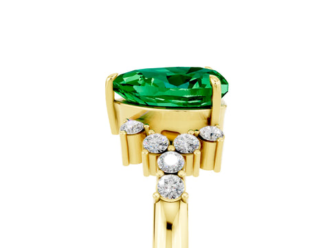 Yellow gold Heart Cut Emerald Ring with Side Stones and Four-Prong Setting_41