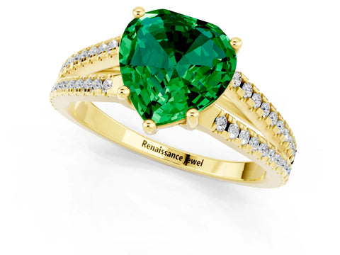Yellow gold Heart Cut Emerald Solitaire Engagement Ring with Split Shank Pavé Band_1