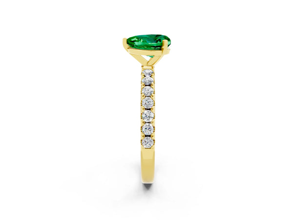 Yellow gold Heart Cut Emerald Solitaire Pavé Band with Four-Prong Setting