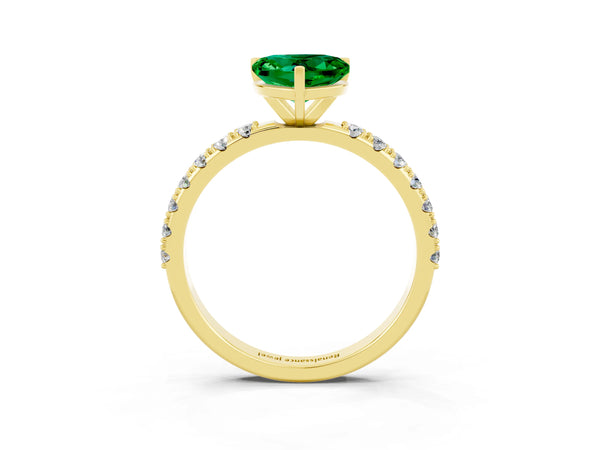 Yellow gold Heart Cut Emerald Solitaire Pavé Band with Four-Prong Setting