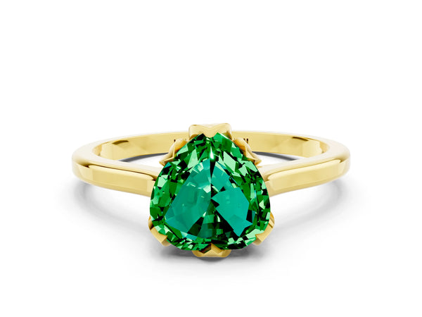 Yellow gold Heart Cut Emerald Solitaire Ring with Flower Prong Setting and Classic Band