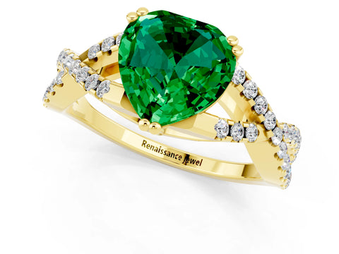 Yellow gold Heart Cut Emerald Solitaire Ring with Four-Prong Setting and Twisted Pavé Band_1