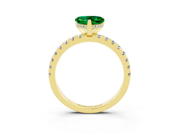 Yellow gold Heart Cut Emerald Solitaire Ring with Round  Pavé Band and Four-Prong Setting