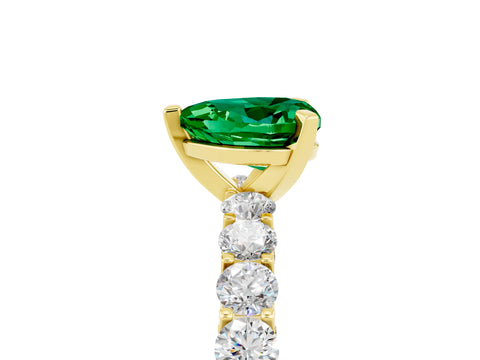Yellow gold Heart Cut Emerald Solitaire Ring with Shared Prong Pavé Band and Four-Prong Setting_17