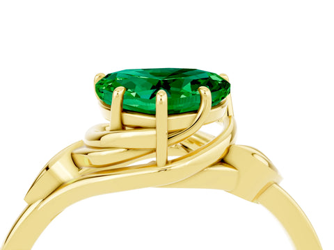 Yellow gold Heart Cut Emerald Solitaire Ring with Twist Band and Four-Prong Setting_28