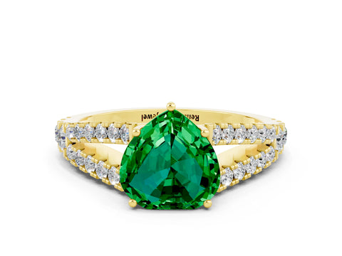 Yellow gold Heart Cut Emerald Split Shank Pavé Engagement Ring with Four-Prong Setting_12