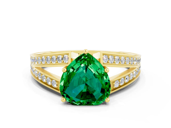 Yellow gold Heart Cut Emerald Split Shank Ring with Pavé Band and Four-Prong Setting