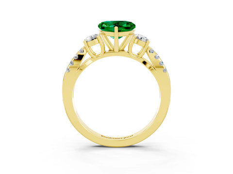 Yellow gold Heart Cut Emerald Three-Stone Ring with Pavé Split Shank and Four-Prong Setting_3