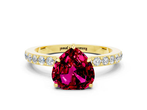 Yellow gold Heart Cut Garnet Solitaire Engagement Ring with Pavé Band and Four-Prong Setting