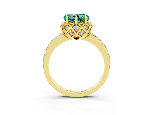 Yellow gold Heart Cut Green Sapphire Scalloped Halo Engagement Ring with Round Shared Prong Band
