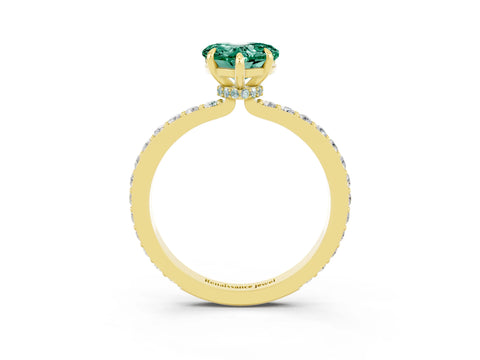 Yellow gold Heart Cut Green Sapphire Solitaire Engagement Ring with Pavé Band and Four-Prong Setting_3