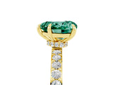 Yellow gold Heart Cut Green Sapphire Solitaire Engagement Ring with Pavé Band and Four-Prong Setting_5