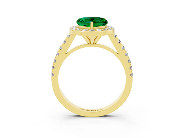 Yellow gold Heart Cut Emerald Halo Ring with Round Pavé Split Shank and Prong Setting