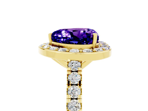 Yellow gold Heart Cut Halo Diamond Ring with Pavé Band and Three-Prong Setting_5