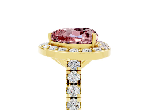 Yellow gold Heart Cut Halo Diamond Ring with Pavé Band and Three-Prong Setting_5
