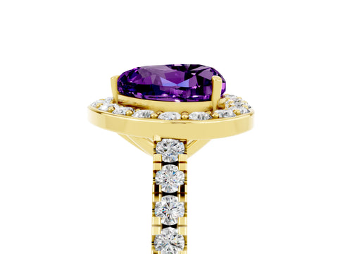 Yellow gold Heart Cut Halo Diamond Ring with Pavé Band and Three-Prong Setting_5