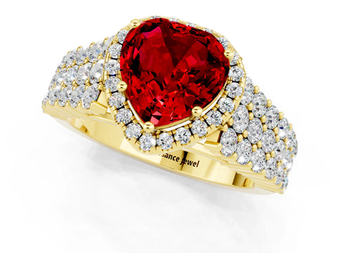 Yellow gold Heart Cut Halo Pavé Diamond Engagement Ring with Split Shank and Four-Prong Setting_1