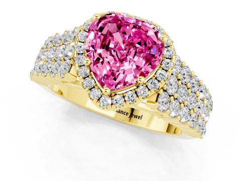 Yellow gold Heart Cut Halo Pavé Diamond Engagement Ring with Split Shank and Four-Prong Setting_1