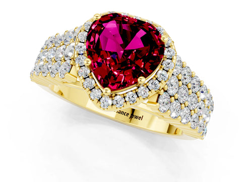 Yellow gold Heart Cut Halo Pavé Diamond Engagement Ring with Split Shank and Four-Prong Setting_1
