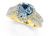 Yellow gold Heart Cut Halo Pavé Diamond Engagement Ring with Split Shank and Four-Prong Setting_1