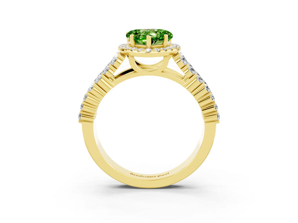 Yellow gold Heart Cut Halo Pavé Diamond Engagement Ring with Split Shank and Four-Prong Setting