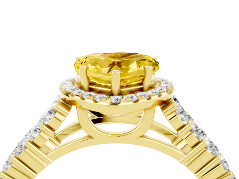 Yellow gold Heart Cut Halo Pavé Diamond Engagement Ring with Split Shank and Four-Prong Setting_4
