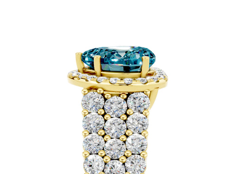Yellow gold Heart Cut Halo Pavé Diamond Engagement Ring with Split Shank and Four-Prong Setting_5