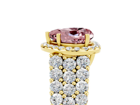 Yellow gold Heart Cut Halo Pavé Diamond Engagement Ring with Split Shank and Four-Prong Setting_5